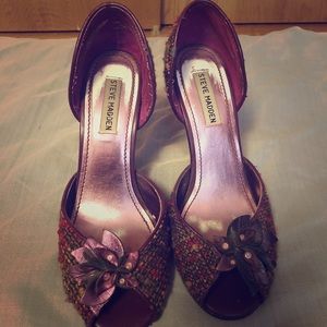 Steve Madden purple tweed peep-toe heels